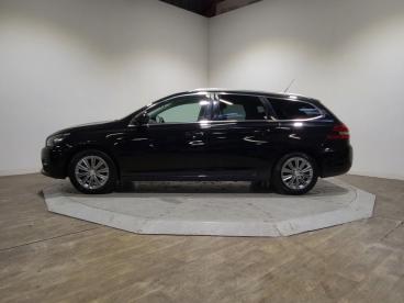 SPOTICAR Peugeot 308 Sw Bluehdi 130ch S&s Eat8 Allure Pack Occasion - Break Diesel Noir - Cesson-sevigne - 1203683092_2