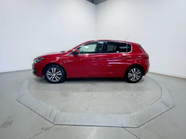 SPOTICAR Peugeot 308 Puretech 110ch S&s Bvm6 Allure Occasion - Berline Essence Rouge - Venissieux - 1203933032_2