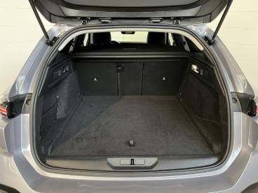 SPOTICAR Peugeot 308 Sw Bluehdi 130 Eat8 Allure Occasion - Break Diesel Gris Clair - Beaujeu - 1203917537_5