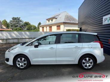 SPOTICAR Peugeot 5008 1.6 Bluehdi 120ch Allure S&s 7pl Occasion - Suv-4x4 Diesel Blanc Banquise - Mer - 1203567604_5