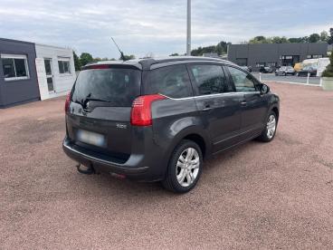 SPOTICAR Peugeot 5008 1.6 Bluehdi 120 S&s Eat6 Allure Occasion - Suv-4x4 Diesel Gris Foncé - Bauge En Anjou - 1203649186_5