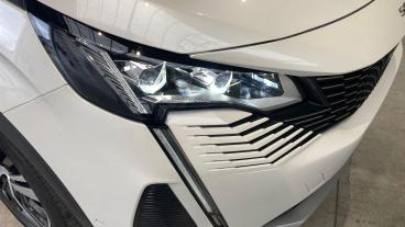 SPOTICAR Peugeot 5008 Hybrid 136 E-dcs6 Gt Occasion - Suv-4x4 Hybride Blanc - Laon - 1204043319_4
