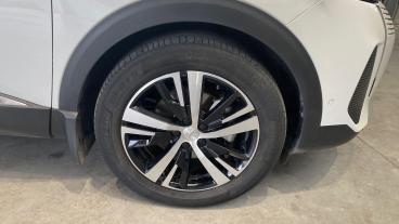 SPOTICAR Peugeot 5008 Hybrid 136 E-dcs6 Gt Occasion - Suv-4x4 Hybride Blanc - Laon - 1204043319_5
