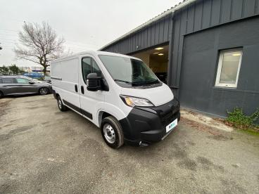 SPOTICAR Peugeot Boxer Fgn Tole 3.3 T L2h1 140 S&s Bvm6 Occasion - Utilitaire Diesel Blanc - Le Bouscat - 1203789851_3