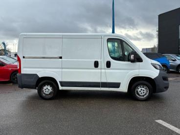 SPOTICAR Peugeot Boxer 330 L1h1 2.0 Bluehdi 130 Premium Occasion - Utilitaire Diesel Blanc Banquise - Illzach - 1203872497_2