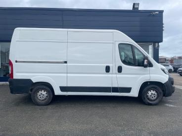 SPOTICAR Peugeot Boxer 335 L2h2 2.2 Bluehdi S&s 120ch Asphalt Occasion - Utilitaire Diesel Blanc Icy - Trie ChÂteau - 1203888910_4