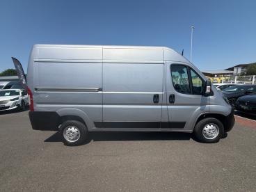 SPOTICAR Peugeot Boxer 330 L2h2 2.2 Bluehdi S&s 140ch Asphalt Occasion - Utilitaire Diesel Gris Aluminium - Brest - 1204021124_4