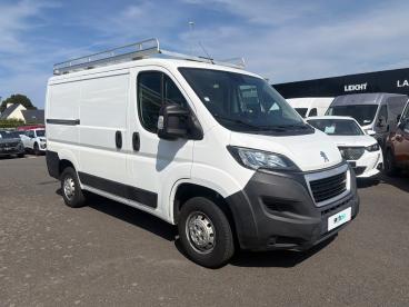 SPOTICAR Peugeot Boxer 330 L1h1 2.0 Bluehdi 130 Premium Pack Occasion - Utilitaire Diesel Blanc Banquise - Brest - 1204088881_3