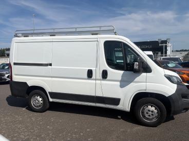 SPOTICAR Peugeot Boxer 330 L1h1 2.0 Bluehdi 130 Premium Pack Occasion - Utilitaire Diesel Blanc Banquise - Brest - 1204088881_4