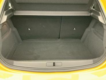 SPOTICAR Peugeot 208 E-208 50 Kwh 136ch Active Occasion - Citadine Electrique Jaune Faro - Perpignan - 1203641222_4