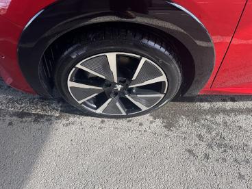 SPOTICAR Peugeot 208 E-208 Electrique Gt Occasion - Citadine Electrique Rouge - Machecoul - 1203955579_4
