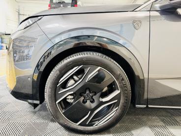 SPOTICAR Peugeot 3008 E-3008 Bev 73kwh Gt Exclusive Occasion - Suv-4x4 Electrique Gris Foncé - Aigues Mortes - 1204229113_5