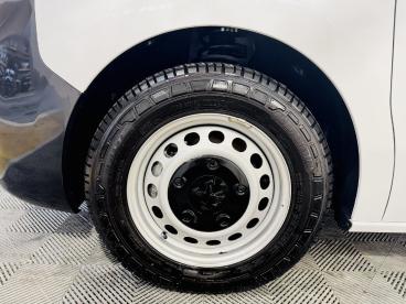 SPOTICAR Peugeot Expert E-expert Taille M 136 Ch 50 Kwh Occasion - Familiale Electrique Blanc - Aigues Mortes - 1203889770_5