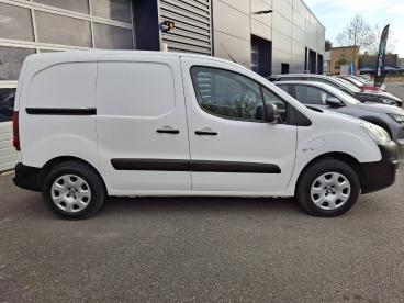 SPOTICAR Peugeot Partner Fourgon Electric Standard Premium Avec Batterie Occasion - Utilitaire Electrique Blanc - Montargis - 1203475111_4