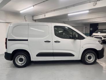 SPOTICAR Peugeot Partner Fourgon M 600 Kg Puretech 110 S&s Bvm6 Occasion - Utilitaire Essence Blanc - Fontenay Sous Bois - 1203952885_4
