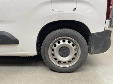 SPOTICAR Peugeot Partner Fourgon Standard 650 Kg Bluehdi 130 S&s Eat8 Aspha Occasion - Utilitaire Diesel Blanc - Venissieux - 1203982914_5