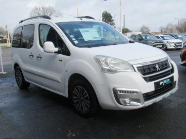 SPOTICAR Peugeot Partner Tepee 1.2 Puretech 110 S&s Style Occasion - Familiale Essence Blanc - Garrosse - 1203891406_1