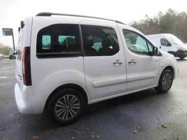 SPOTICAR Peugeot Partner Tepee 1.2 Puretech 110 S&s Style Occasion - Familiale Essence Blanc - Garrosse - 1203891406_5