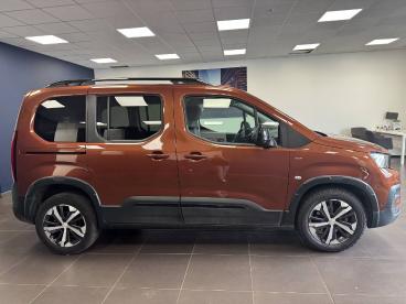 SPOTICAR Peugeot Rifter Standard Puretech 130 S&s Eat8 5pl Gt Occasion - Familiale Essence Marron - Massy - 1204011197_4