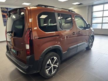 SPOTICAR Peugeot Rifter Standard Puretech 130 S&s Eat8 5pl Gt Occasion - Familiale Essence Marron - Massy - 1204011197_5