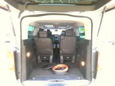 SPOTICAR Peugeot Traveller Xl Electrique 136ch - 75 Kwh Business Pack Vip 6pl Occasion - Familiale Electrique Gris Acier (m) - Sene - 1204101641_4