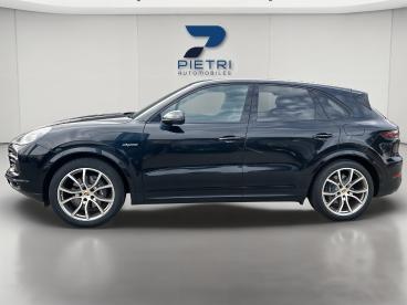 SPOTICAR Porsche Cayenne 3.0 V6 462ch E-hybrid Occasion - Suv-4x4 Hybride Rechargeable Noir Intense - Porto Vecchio - 1204230832_2