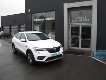SPOTICAR Renault Arkana Evolution E-tech Full Hybrid 145 -23 Occasion - Suv-4x4 Hybride Blanc - Bain De Bretagne - 1204043227_1