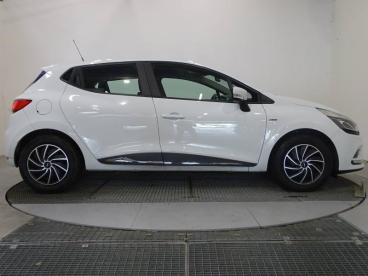 SPOTICAR Renault Clio 0.9 Tce 90ch Energy Trend 5p Occasion - Citadine Essence Blanc - Colmar - 1204052286_4