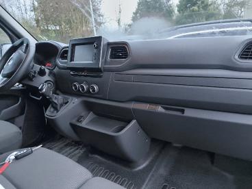 SPOTICAR Renault Master Fgn Trac F3300 L2h2 Dci 135 Grand Confort Occasion - Utilitaire Diesel Blanc - Montigny Le Bretonneux - 1203890501_2