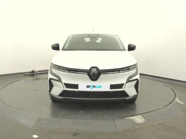 SPOTICAR Renault Megane Megane E-tech Ev40 130ch Standard Charge Equilibre Occasion - Berline Electrique Blanc - Questembert - 1203976693_2