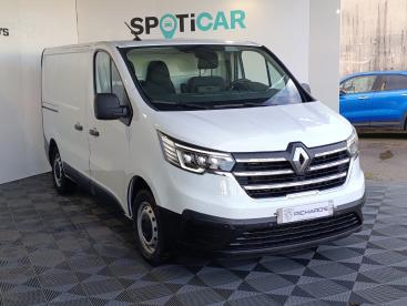 SPOTICAR Renault Trafic Fg Cf L1h1 3t Blue Dci 130 Grand Confort Prix Ht Occasion - Familiale Diesel Blanc - Treillieres - 1203797246_2