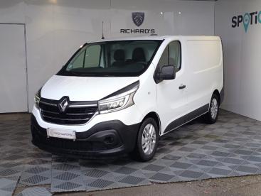 SPOTICAR Renault Trafic Fourgon Conf+ L1h1 1000 Ener Dci 120 16658ht Occasion - Familiale Diesel Blanc - Treillieres - 1203891395_1