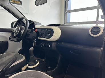 SPOTICAR Renault Twingo Zen Sce 70 Stop & Start Eco2 Occasion - Citadine Essence Blanc - St-clair-du-rhone - 1203731588_5