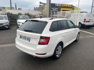 SPOTICAR Skoda Fabia 1.0 Mpi 60ch Business Euro6d-t 3cv Occasion - Citadine Essence Blanc - Calais - 1203973075_5