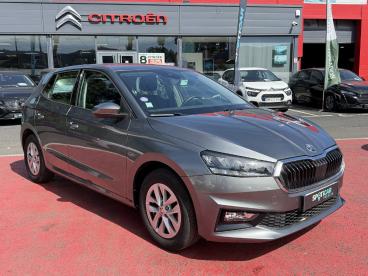 SPOTICAR Skoda Fabia 1.0 Tsi 110 Dsg7 Ambition 2 Places Occasion - Citadine Essence Gris Foncé - Ambert - 1204104675_4
