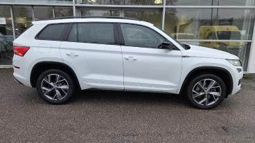 SPOTICAR Skoda Kodiaq 2.0 Tdi 150ch Scr Dsg7 Sportline Occasion - Suv-4x4 Diesel Blanc - Commercy - 1203893255_2