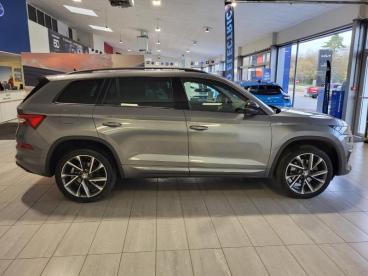 SPOTICAR Skoda Kodiaq 2.0 Tdi 150ch Scr Sportline Dsg7 7 Places Occasion - Suv-4x4 Diesel Gris Graphite Métallisée - Chaumont - 1203926759_4