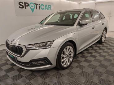 SPOTICAR Skoda Octavia 1.4 Tsi Phev Iv 204ch Style Dsg6e Euro6d-ap Occasion - Break Hybride Rechargeable Gris Argent Métallisée - Aubiere - 1203975144_1