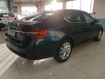 SPOTICAR Skoda Superb 1.6 Tdi 120ch Scr Style Dsg7 Occasion - Berline Diesel Bleu Energie - Auxerre - 1203856078_4