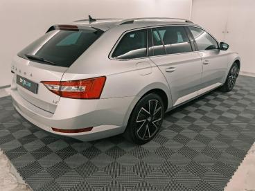 SPOTICAR Skoda Superb 1.4 Tsi Phev 218ch Style Dsg6 Occasion - Break Hybride Rechargeable Gris Argent Métallisée - Aubiere - 1204145683_4