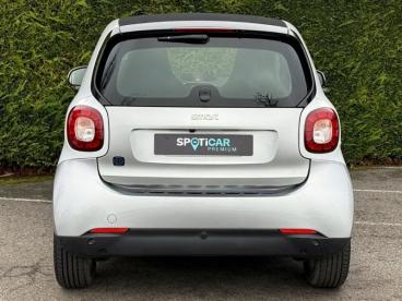 SPOTICAR Smart Fortwo Electrique 82ch Business + Occasion - Citadine Electrique Tridion Blanc/argent Cool Silver Metal - Saint-cloud - 1203811992_4