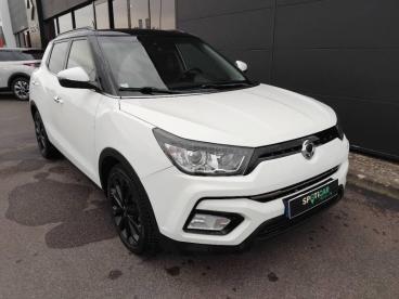 SPOTICAR Ssangyong Tivoli 160 E-xdi 115ch 2wd Sport Bi-ton Safety Pack Occasion - Suv-4x4 Diesel Blanc - Blois - 1203778589_1