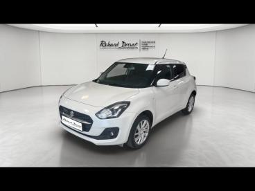 SPOTICAR Suzuki Swift 1.2 Dualjet Hybrid 83ch Privilege Allgrip Occasion - Citadine Essence Pure White Pearl - Villeurbanne - 1204074052_1