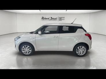 SPOTICAR Suzuki Swift 1.2 Dualjet Hybrid 83ch Privilege Allgrip Occasion - Citadine Essence Pure White Pearl - Villeurbanne - 1204074052_2