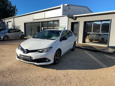 SPOTICAR Toyota Auris 1.8 Hybrid 136 Cvt Auto Collection Occasion - Berline Hybride Blanc - Uzes - 1203871593_1