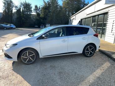 SPOTICAR Toyota Auris 1.8 Hybrid 136 Cvt Auto Collection Occasion - Berline Hybride Blanc - Uzes - 1203871593_5