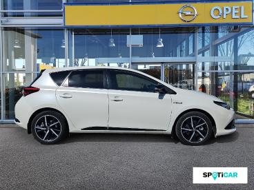 SPOTICAR Toyota Auris Hsd 136h Collection Occasion - Berline Hybride Blanc Nacré Bi-ton Toit Noir - Epernay - 1204072740_4