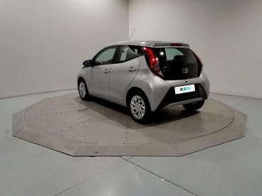 SPOTICAR Toyota Aygo 1.0 Vvt-i X-shift X-play Occasion - Citadine Essence Gris - Roncq - 1203633973_3