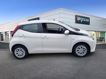 SPOTICAR Toyota Aygo 1.0 Vvt-i 72ch X-play 5p My20 Occasion - Citadine Essence Blanc Pur - St Leonard - 1203892502_4