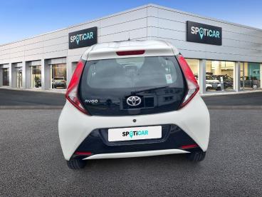 SPOTICAR Toyota Aygo 1.0 Vvt-i 72ch X-play 5p My20 Occasion - Citadine Essence Blanc Pur - St Leonard - 1203892502_5